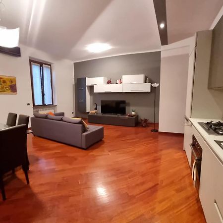 La Casa Di Cris - Milano, Appartamento Zona Sempione Экстерьер фото